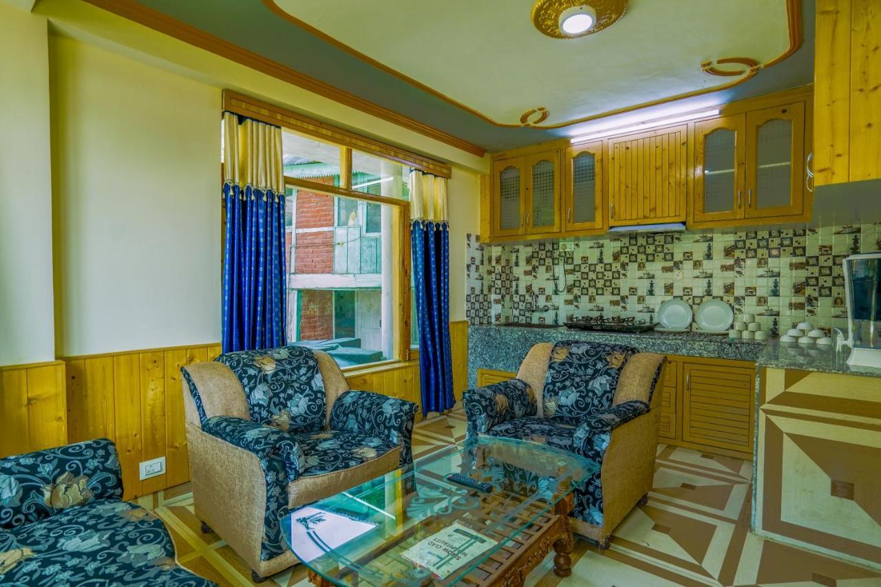מנאלי Woods Villa- A Luxury Mountains View Cottages מראה חיצוני תמונה