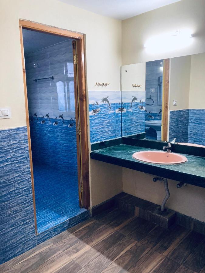 מנאלי Woods Villa- A Luxury Mountains View Cottages מראה חיצוני תמונה